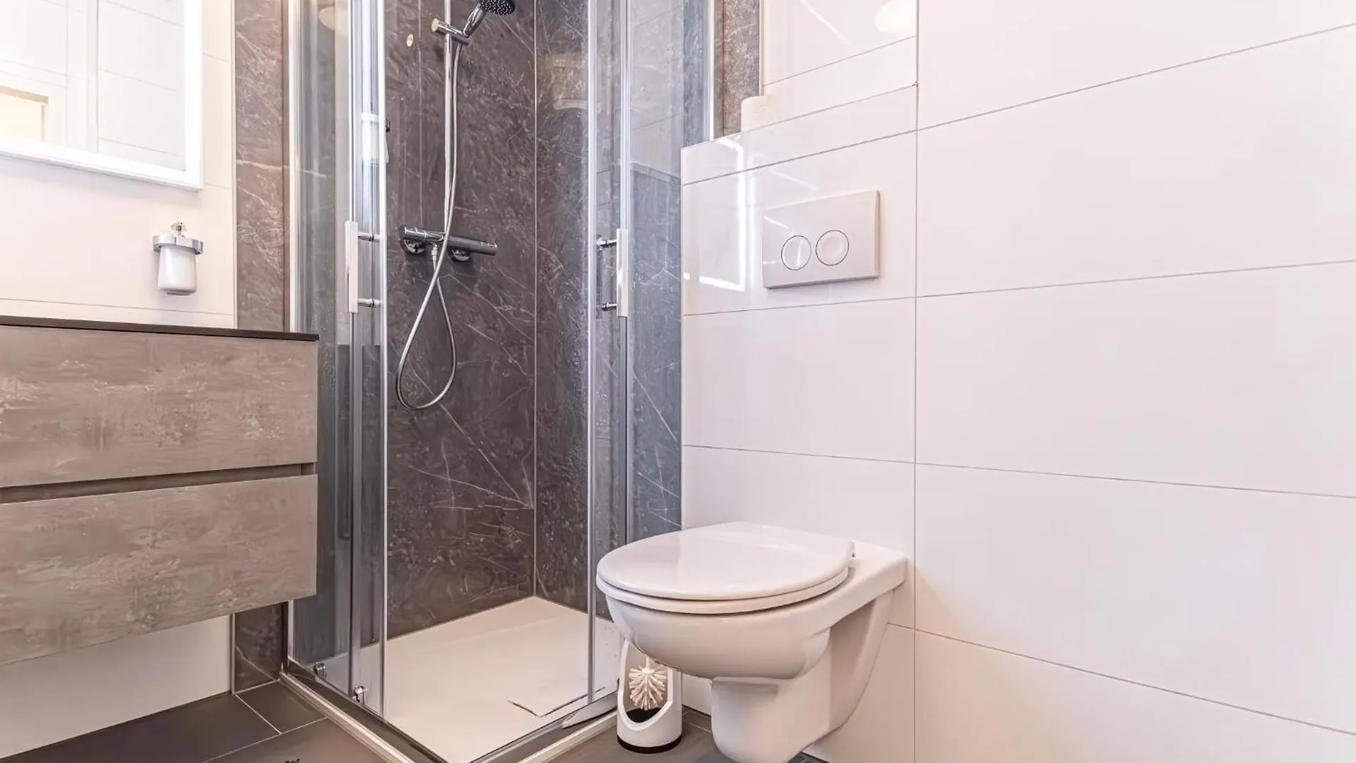 Chic 1Br And 1Lr Apt In Central Vienna
