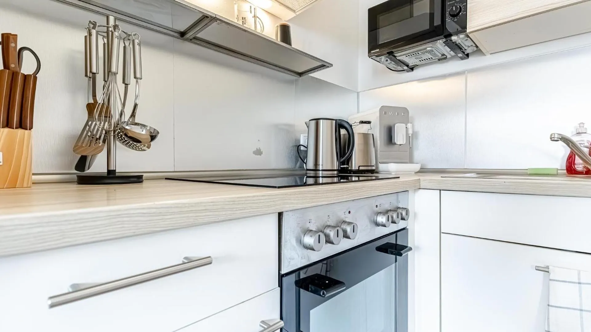 Chic 1Br And 1Lr Apt In Central Vienna Austria